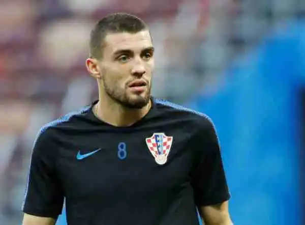 Real Madrid Midfielder Rejects £53 Move To Manchester United